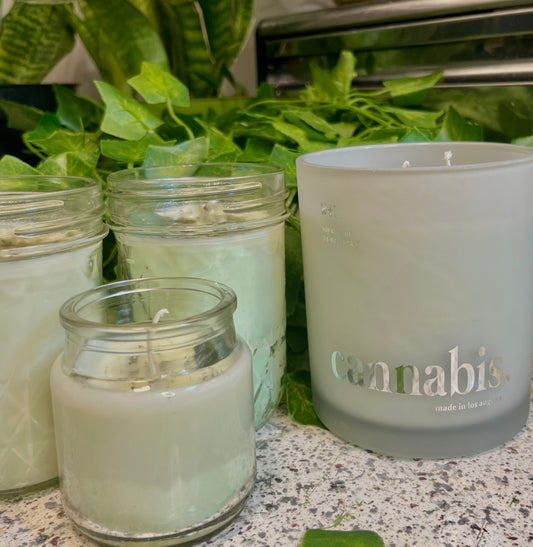 Cannabis Healing Candle 🍃